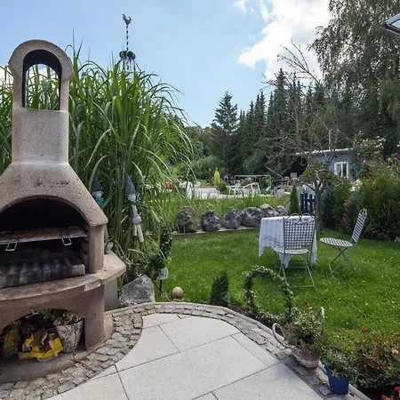 Apartment Edle Ferienwohnung, Idylle Pur